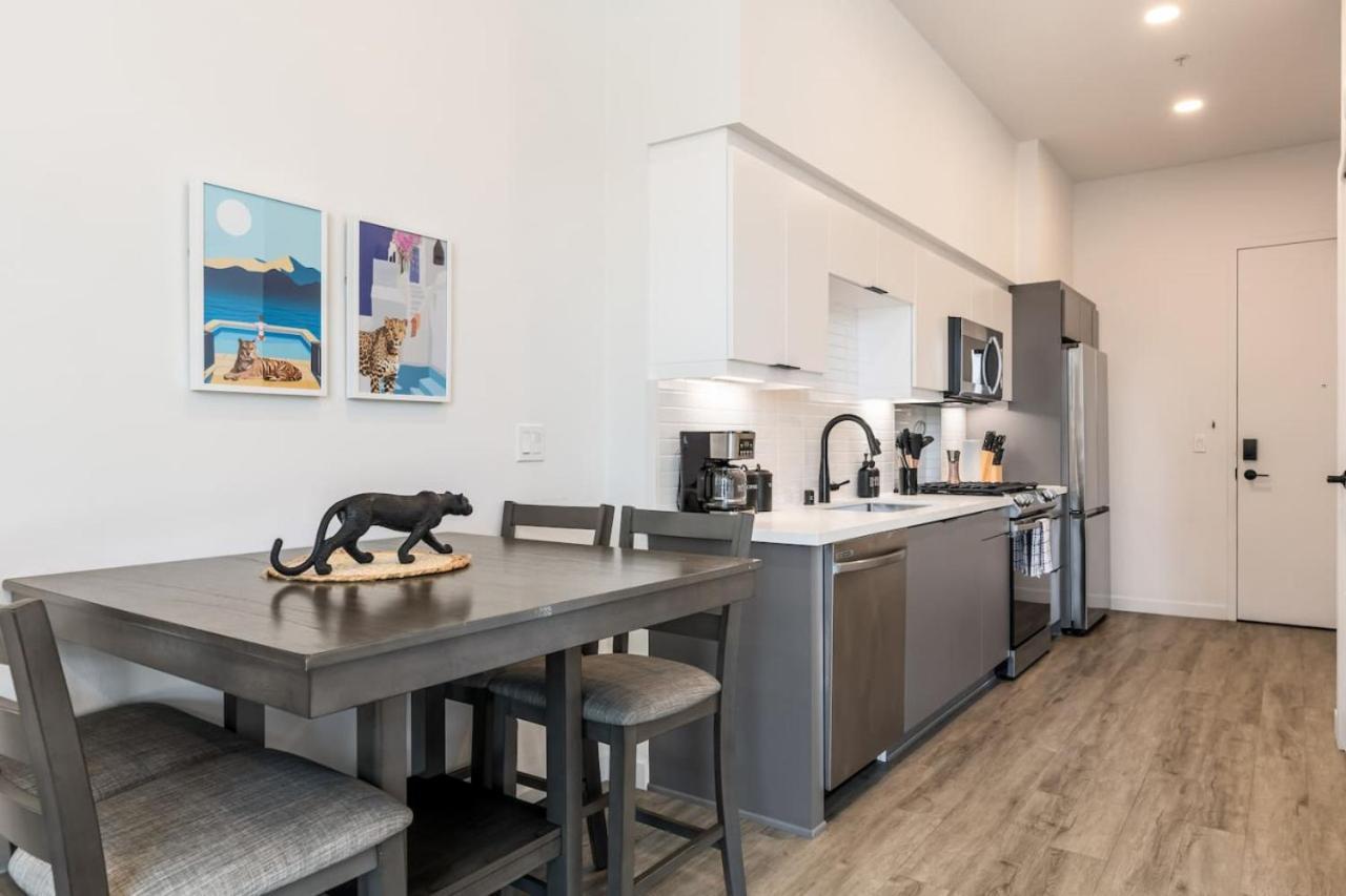 The Skyline Suite-sleek Near Dodger Stadium * Los Angeles